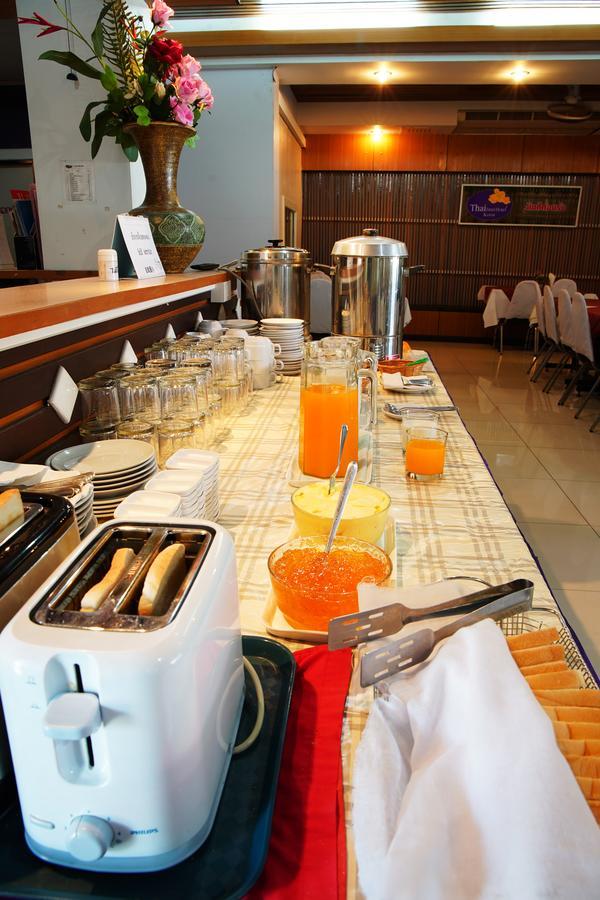 Thai Inter Korat Hotel Nakhon Ratchasima Ngoại thất bức ảnh