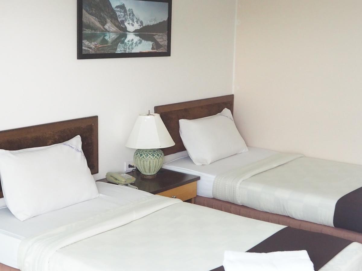 Thai Inter Korat Hotel Nakhon Ratchasima Ngoại thất bức ảnh