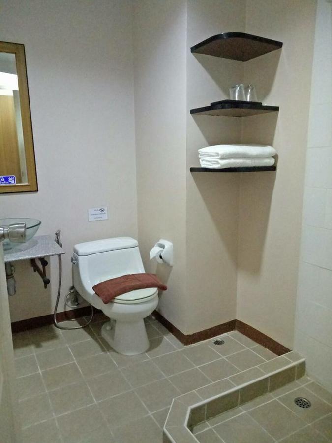 Thai Inter Korat Hotel Nakhon Ratchasima Ngoại thất bức ảnh